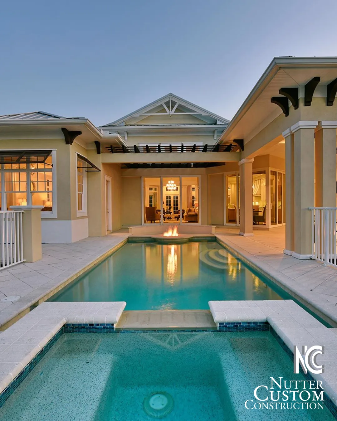 custom luxury homes in sarasota