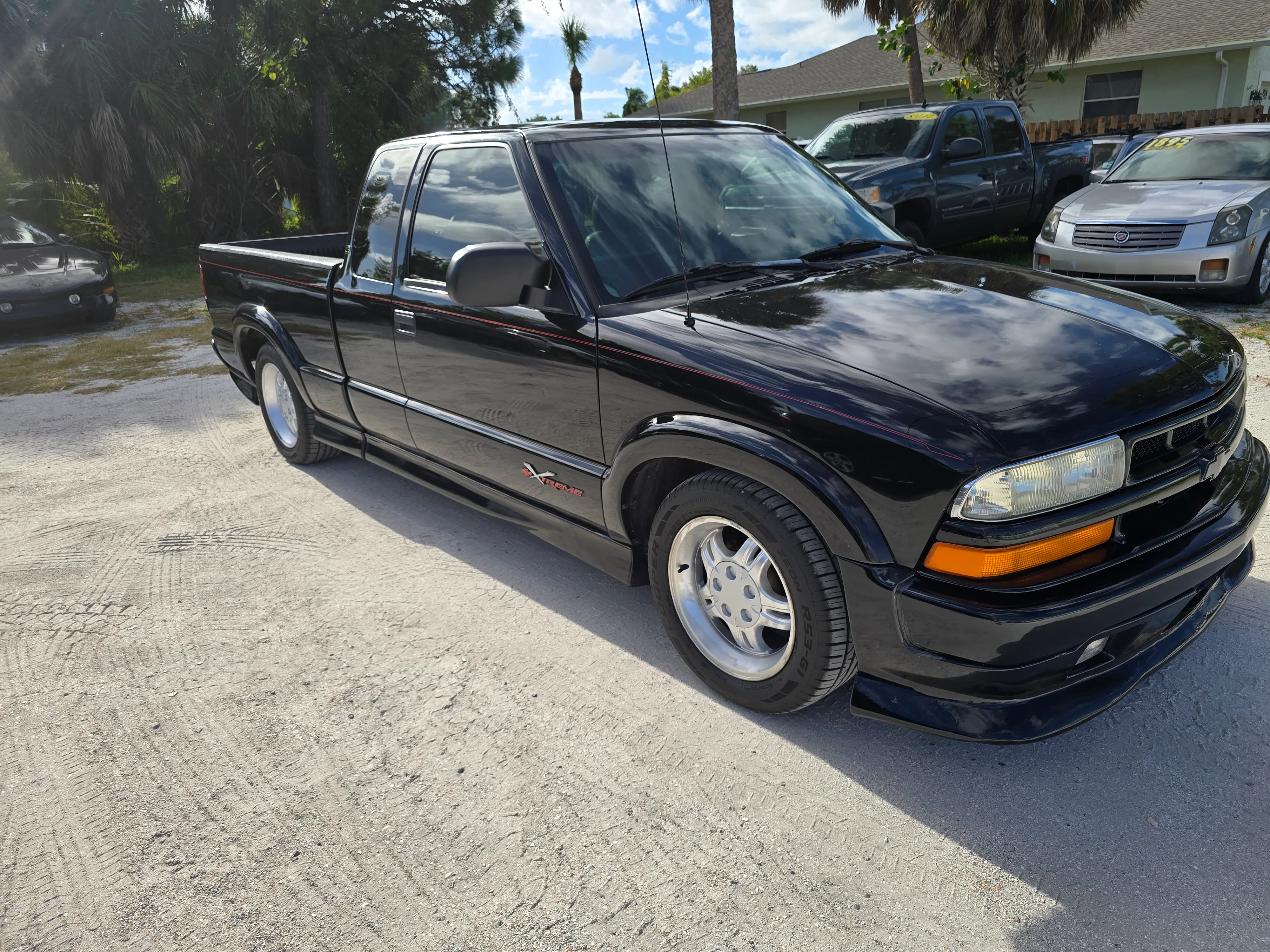 2000 Chevrolet S10 xtra cab LS xtreme