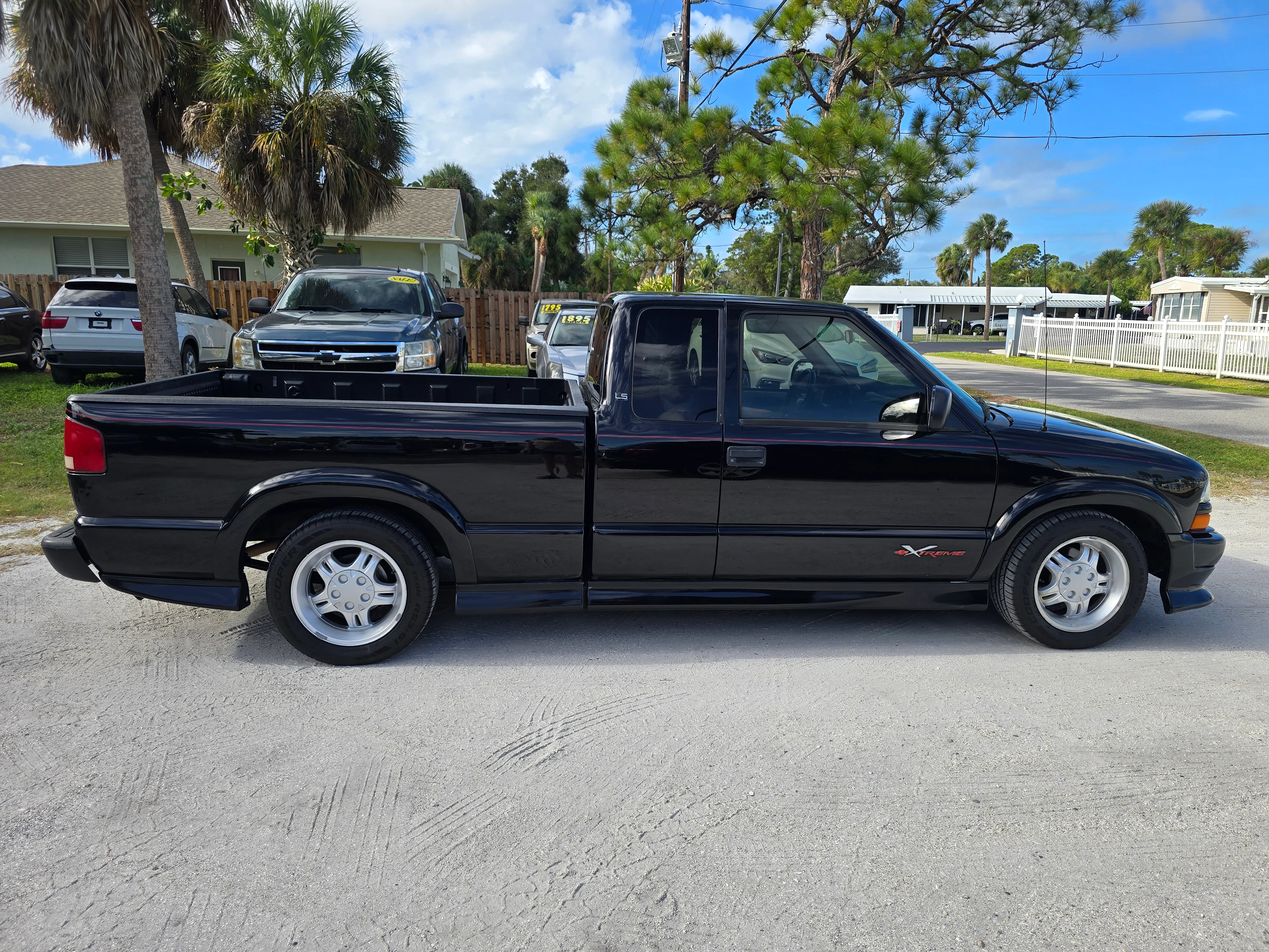 2000 Chevrolet S10 xtra cab LS xtreme